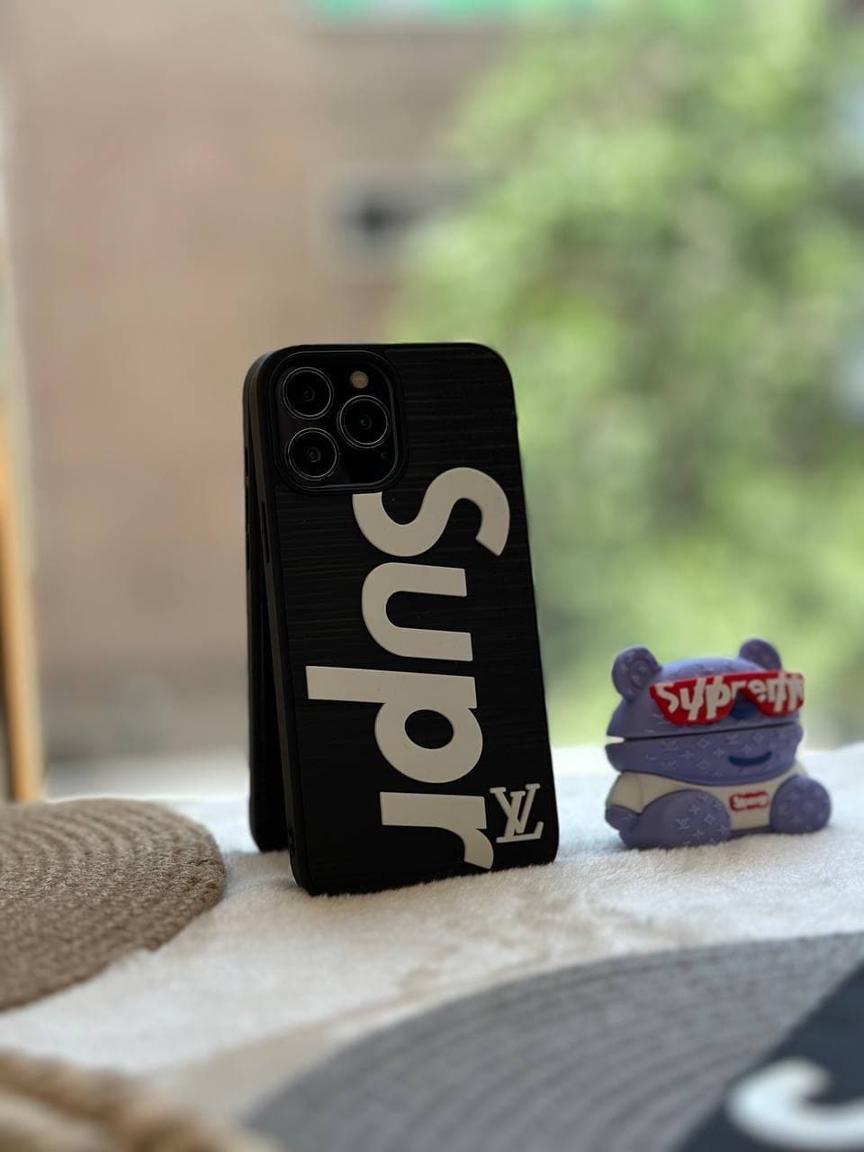 قاب آیفون Supreme LV 14 — تصویر ۵