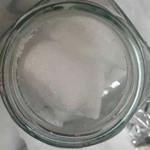 کافور یک مثقال