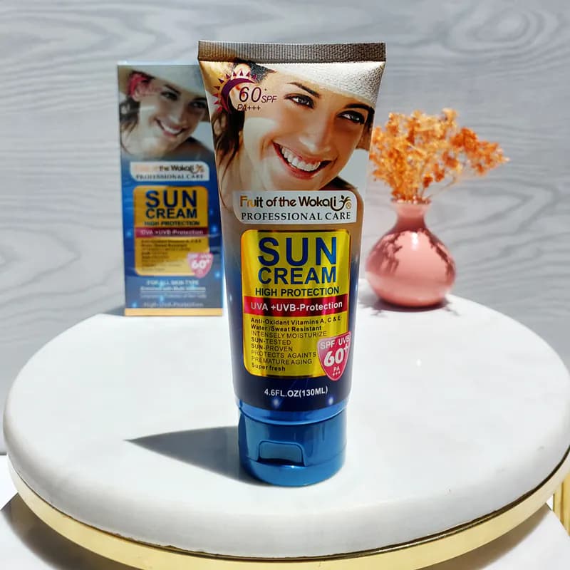 کرم ضدآفتاب وکالی spf60 حجم 130 میلی لیتر