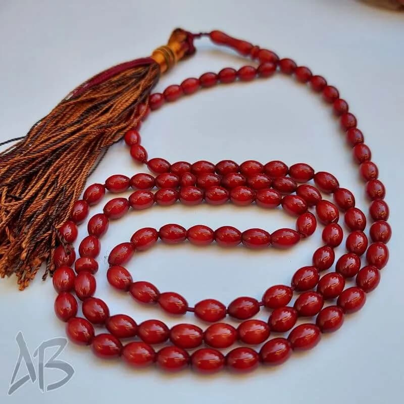 تسبیح سندلوس اصل کد 950 صددانه (101 دانه) تراش گندمی رنگ شده کهرمان آقابزرگ