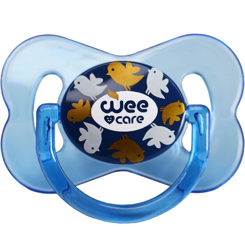 پستانک ارتودنسی وی کر مدل شفاف چاپدار دربدار پروانه سایز6تا12ماه (Wee Care-P128) — تصویر ۳
