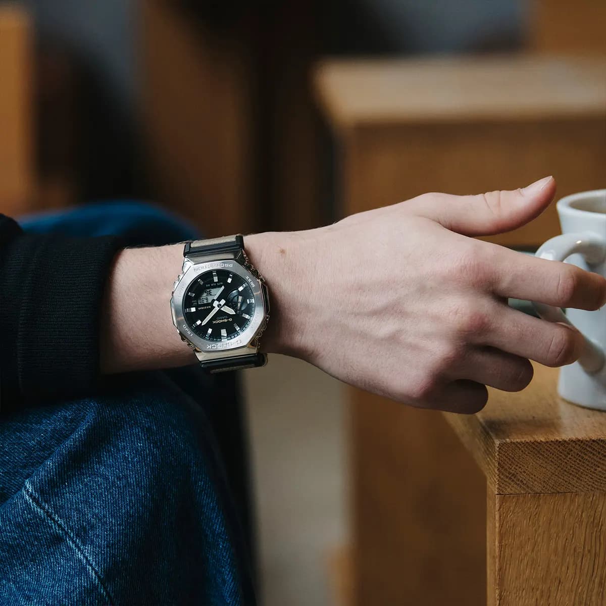 ساعت مچی مردانه G-SHOCK کاسیو مدل GM-2100C-5ADR — تصویر ۹