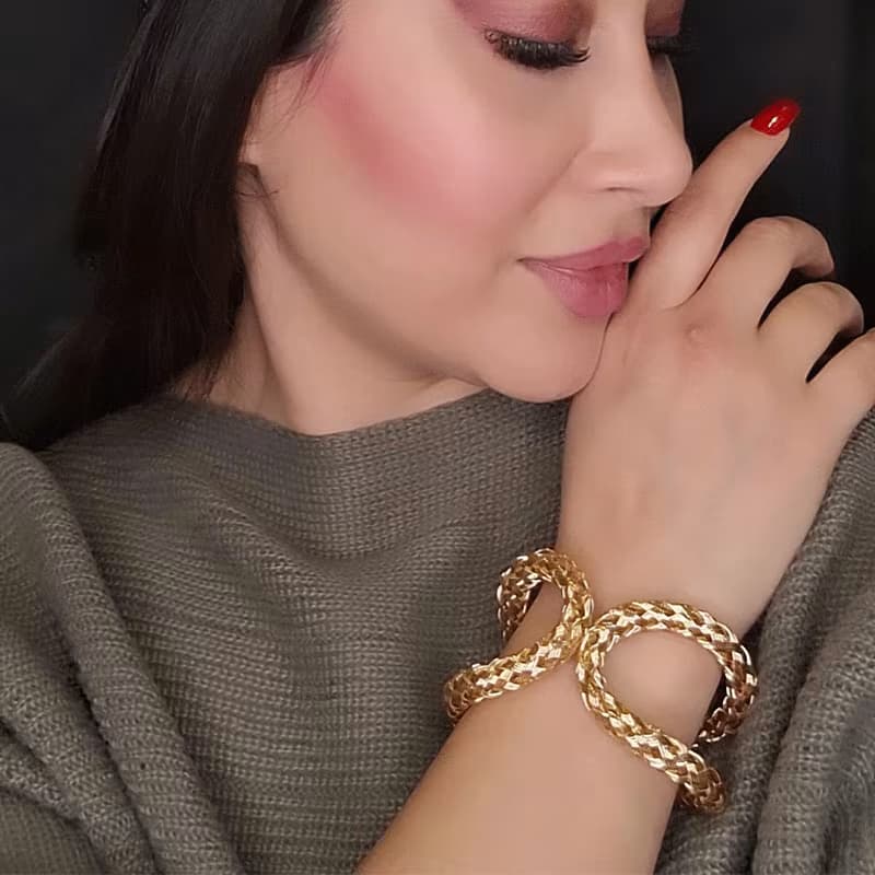 دستبند النگویی دخترانه طرح فشن رنگ طلایی