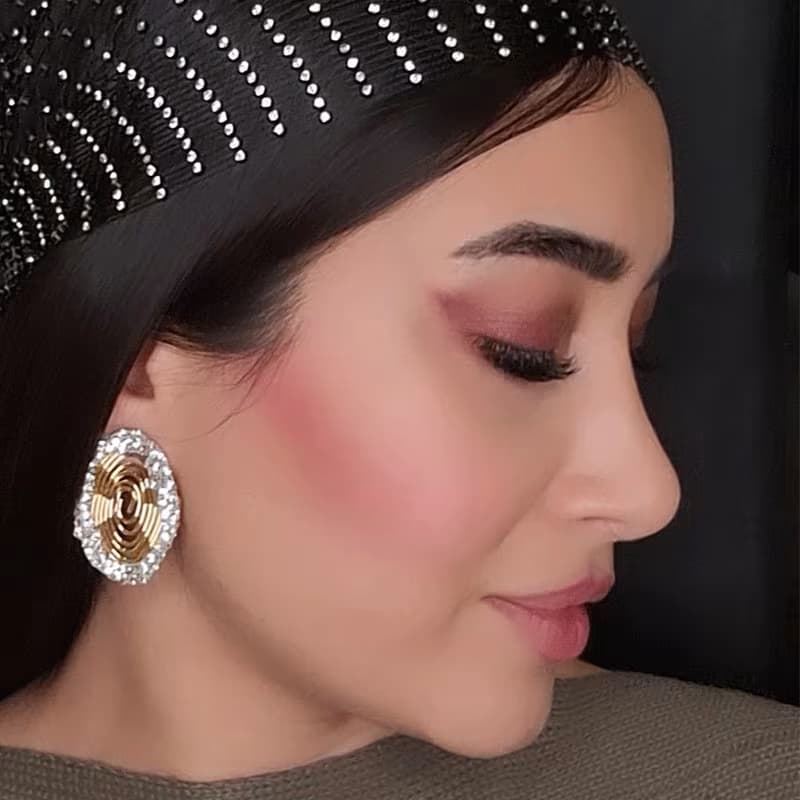 گوشواره دخترانه سواروسکی میخی طلایی
