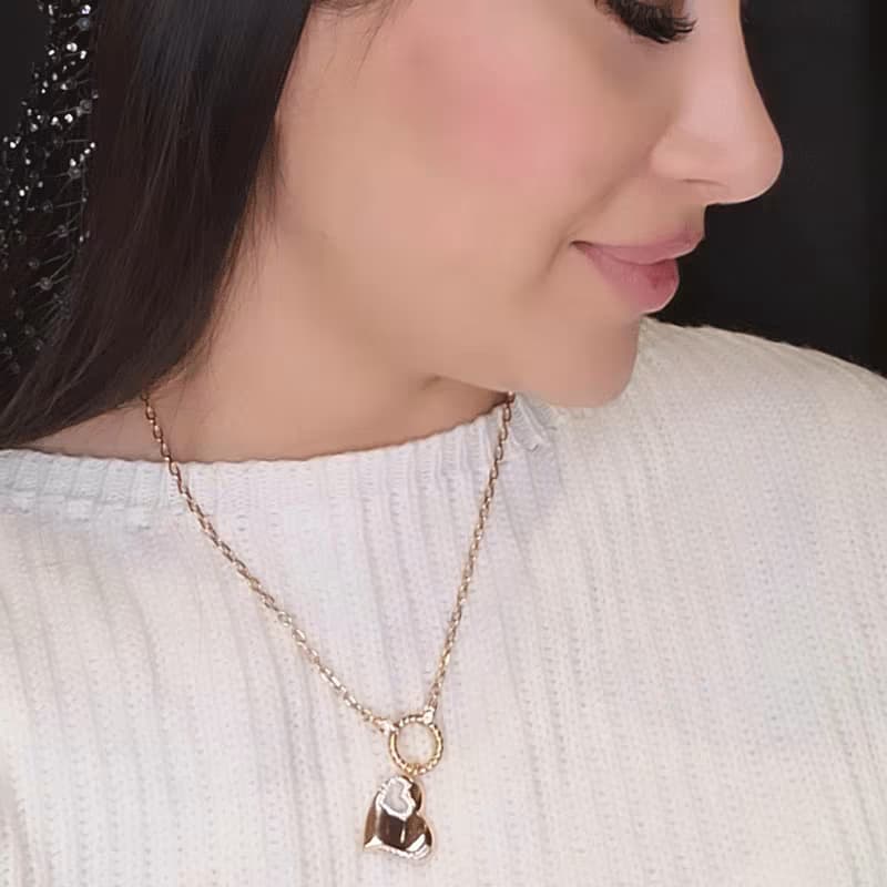 گردنبند دخترانه طرح قلب رنگ طلایی