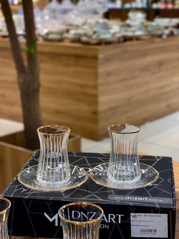 ست چایخوری لب طلایی پاشاباغچه DNZ ART-0345 — تصویر ۲