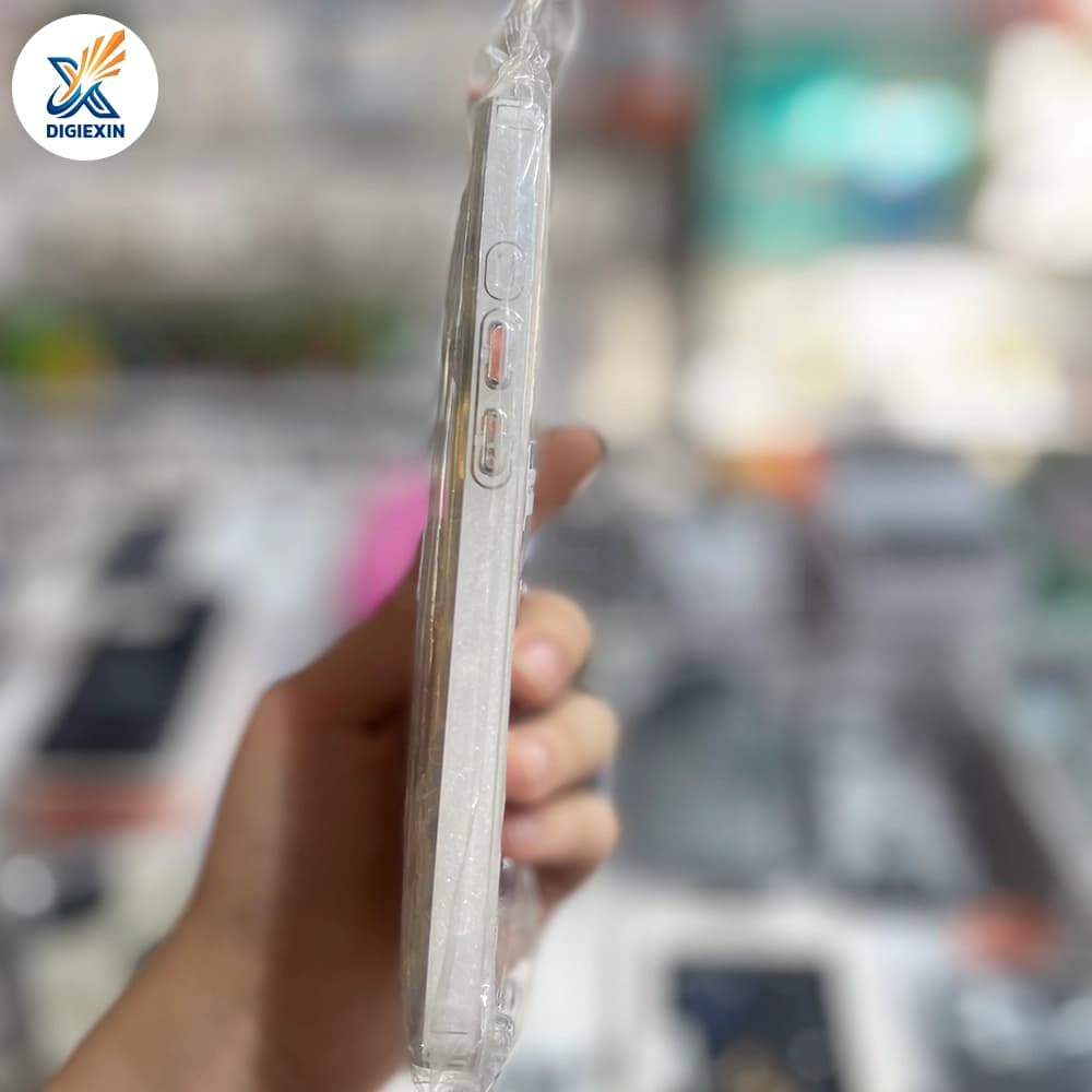 کاور شفاف طرح دار مناسب برای آیفون 15 پرومکس — تصویر ۶