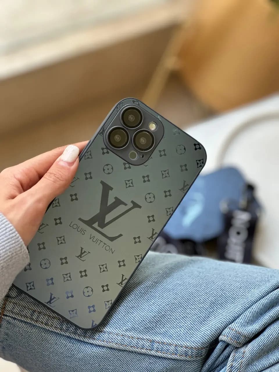 قاب Louis Vuitton PVD (کدC1429) — تصویر ۴