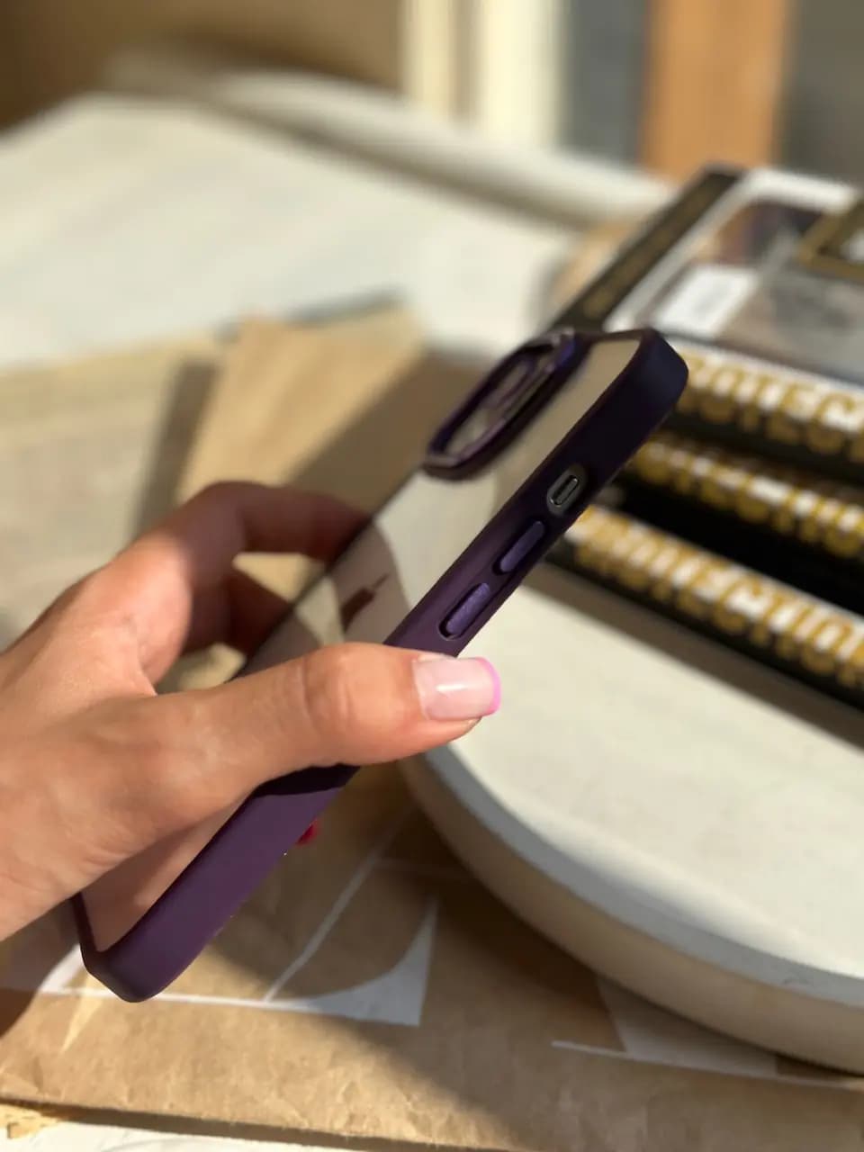 قاب Purple Eason Case همراه با محافظ لنز رینگی — تصویر ۵