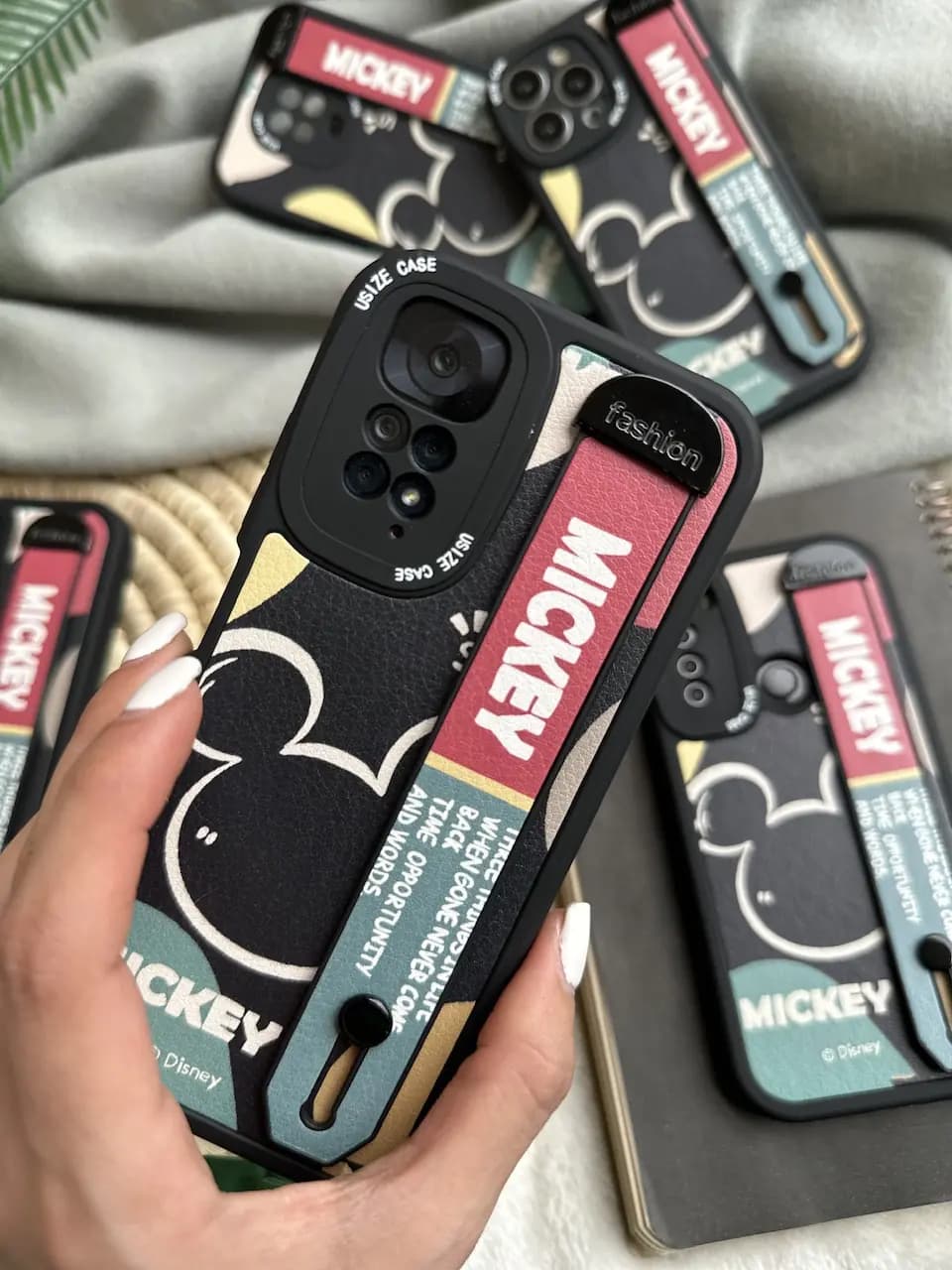 قاب Colorful Mickey Mouse (کدC1216) — تصویر ۲