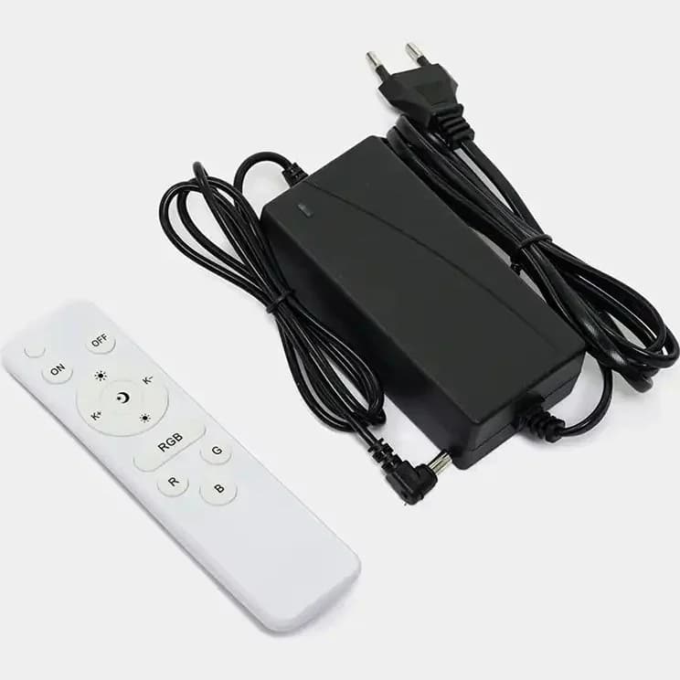 فیل لایت مدل Fill Light GS-2600 RGB به همراه سه پایه — تصویر ۳
