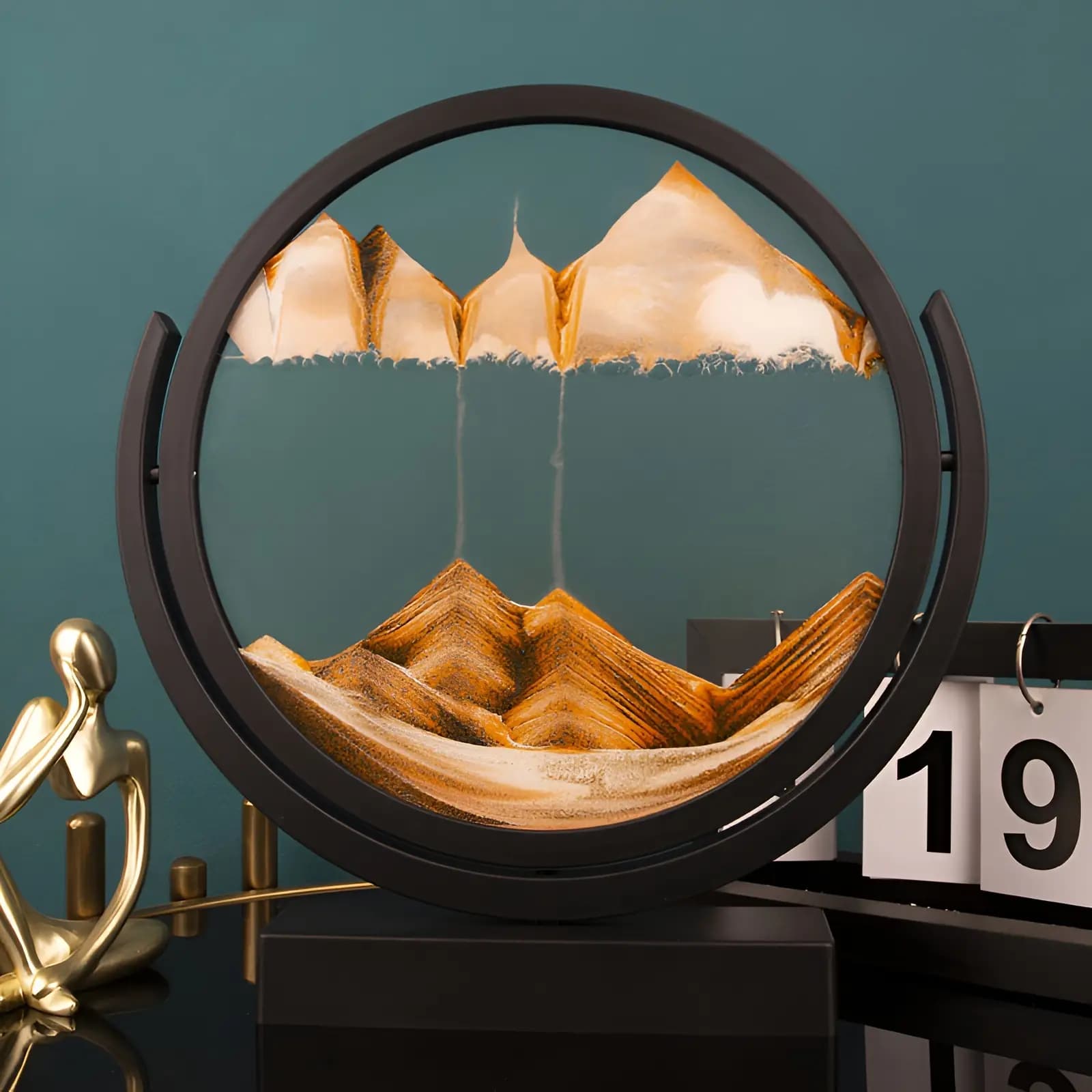 آویز شیشه شنی 3D طرح ساعت شنی (دکوری اتاق پذیرایی) — تصویر ۳