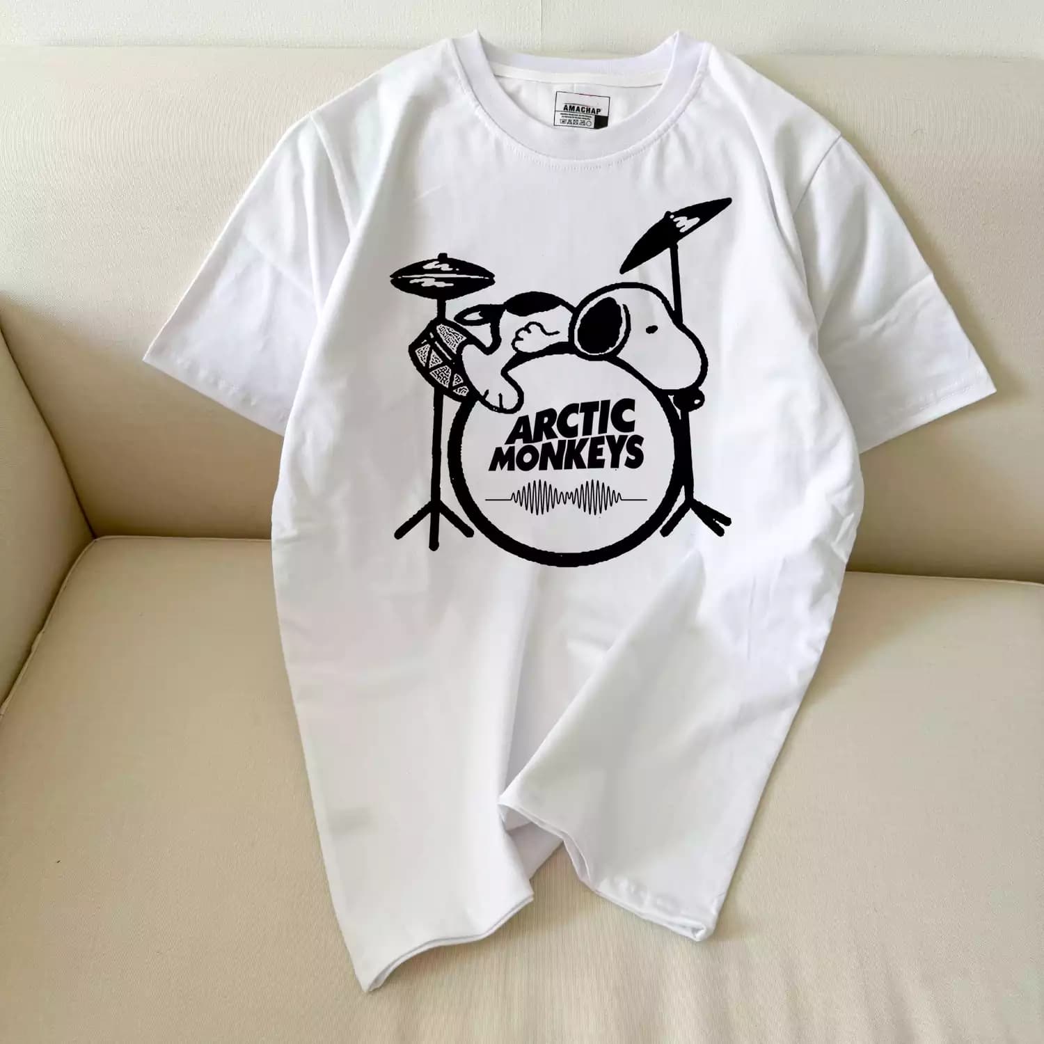 تیشرت نخ پنبه طرح راک SNOOPY ARCTIC MONKEYS