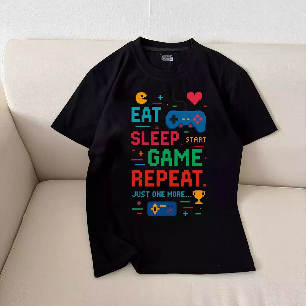 تیشرت نخ پنبه طرح گیم EAT SLEEP GAME REPEAT