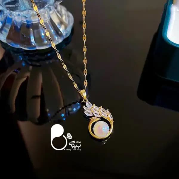 گردند ققنوس عشق