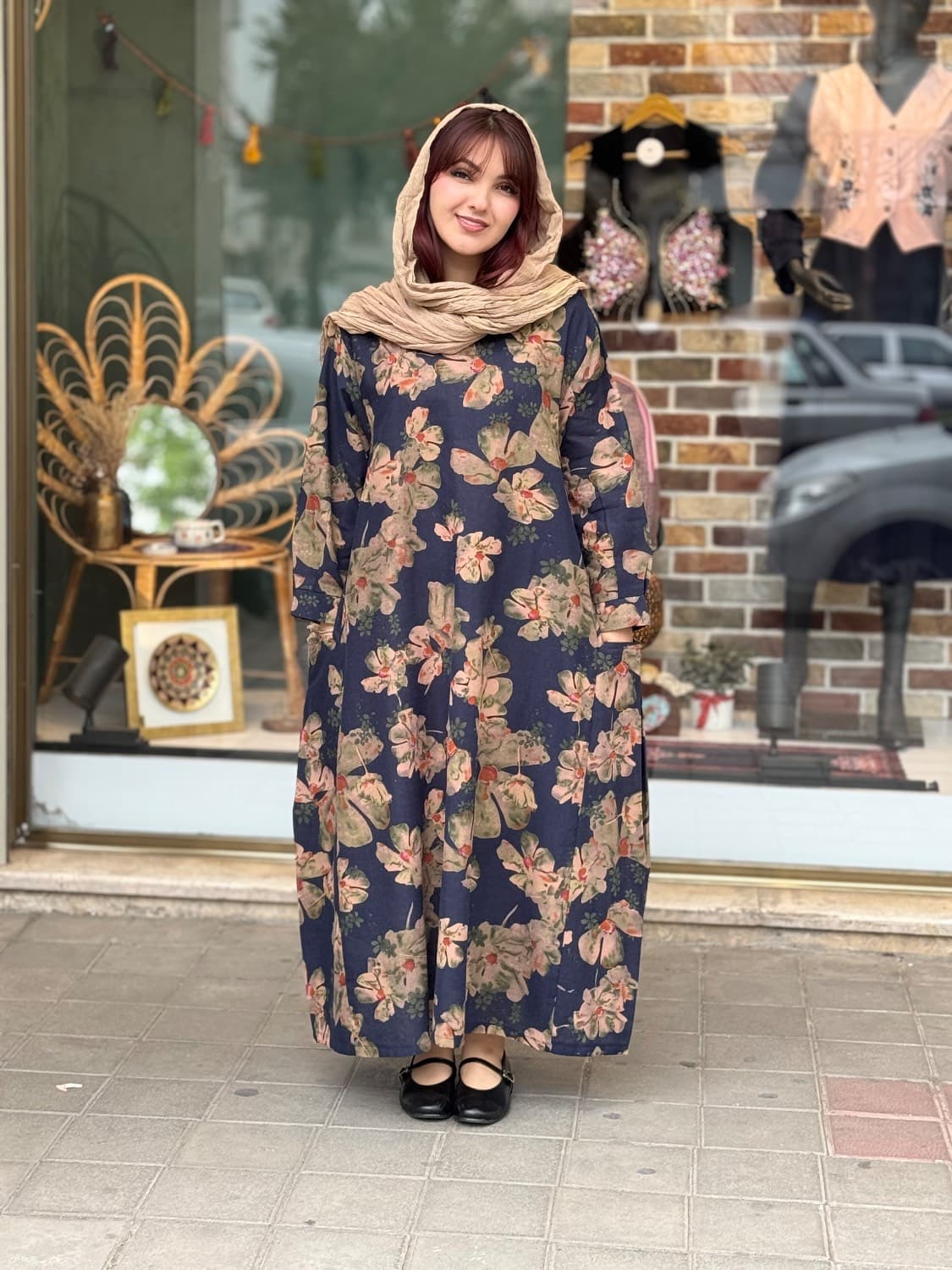 پیراهن آیگل طرح نسکافه ای گل درشت — تصویر ۳