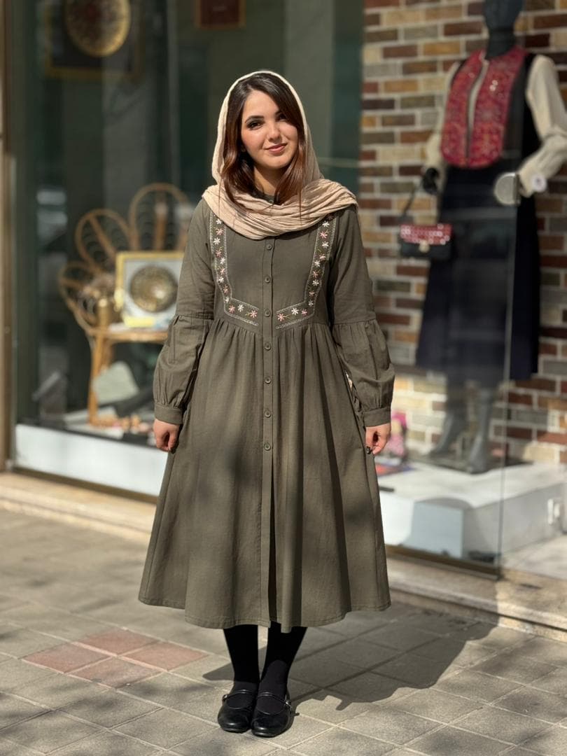 پیراهن صبا یشمی — تصویر ۵
