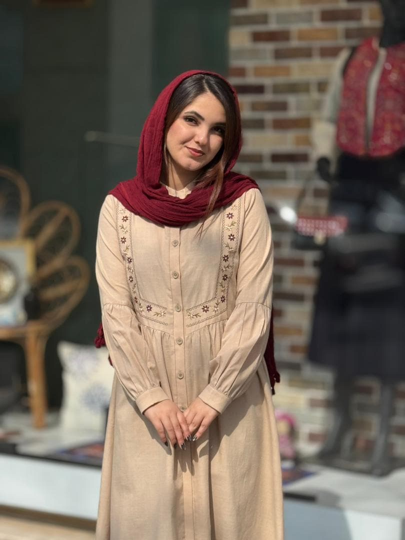 پیراهن صبا کرم — تصویر ۲