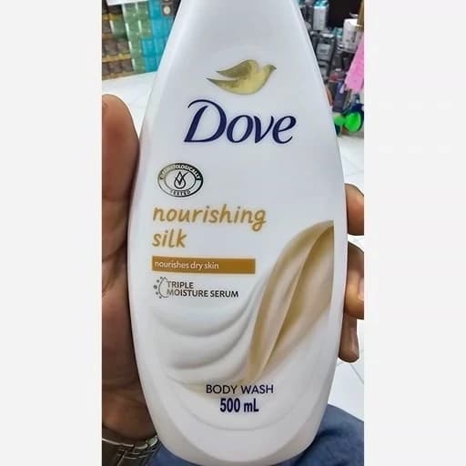 شامپو بدن داو کرمی حاوی عصاره ابریشم، Nourishing Silk حجم 500 میل — تصویر ۵