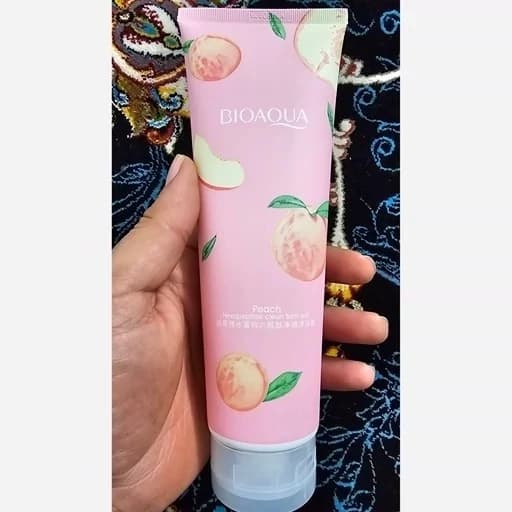 نمک بدن هلو بیو آکوا گیاهی روشن و سفید کننده قوی بدن آبرسان و شفاف کننده و درمانی پوست مرغی — تصویر ۵