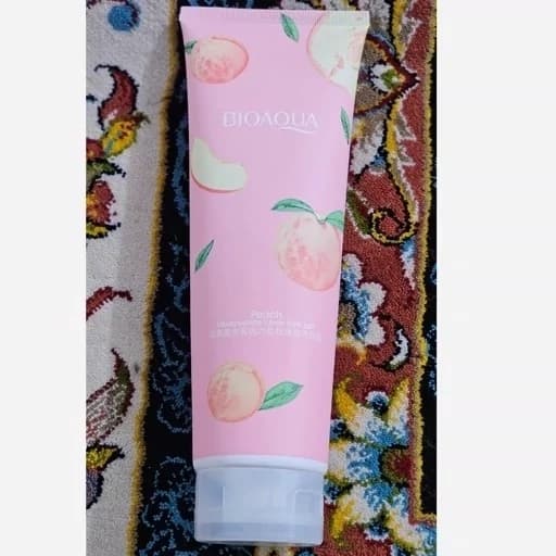 نمک بدن هلو بیو آکوا گیاهی روشن و سفید کننده قوی بدن آبرسان و شفاف کننده و درمانی پوست مرغی — تصویر ۸