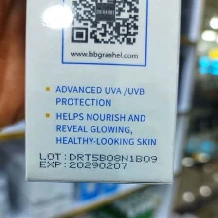 لوسیون ضد آفتاب ویتامین سی و هیالورونیک اسید راشل SPF90 — تصویر ۴