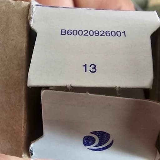 خمیر دندان Sensodyne (سنسوداین) مخصوص دندانهای حساس ساخت اسلواکی 75 میل سفید کننده و جرم گیر قوی مدل Douce Blancher — تصویر ۶