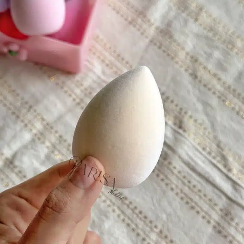 اسفنج آرایشی اشکی GNV Beauty مدل پرزدار — تصویر ۳