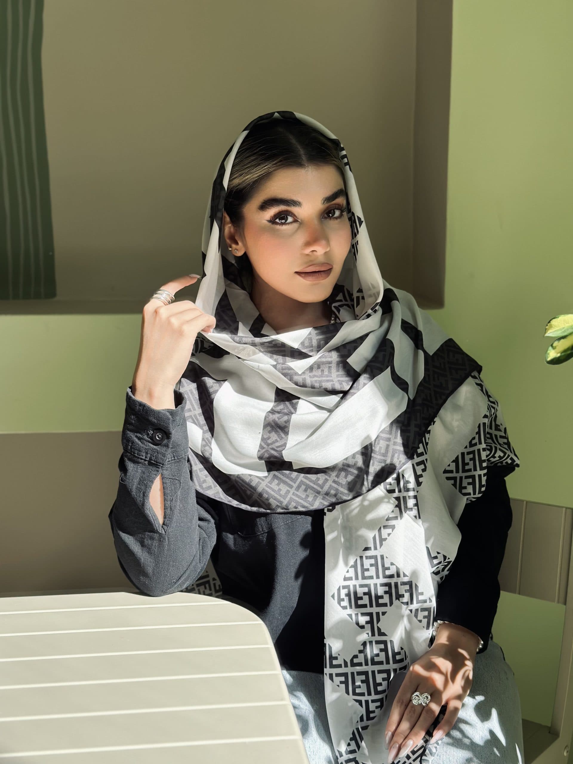 روسری نخی بهاره ۰۱۷۹۵