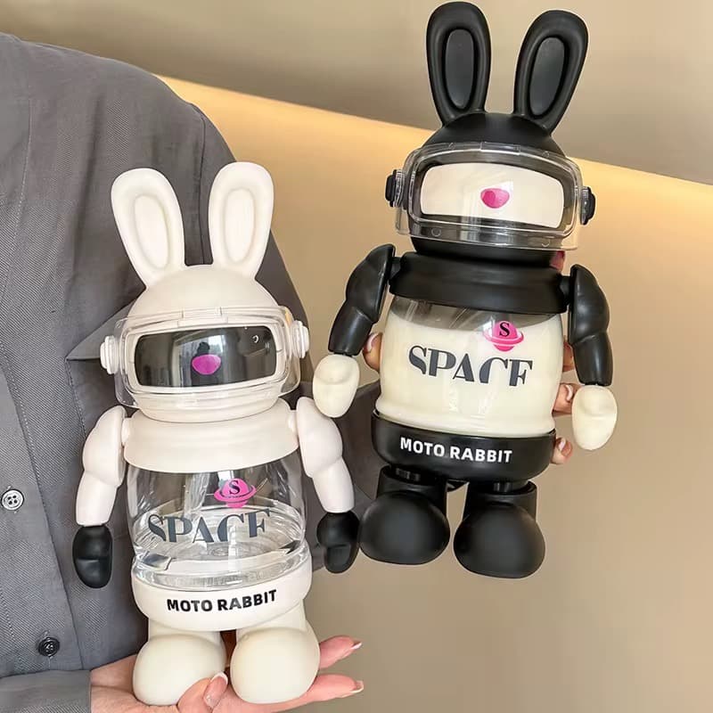 قمقمه خرگوش لوکس Moto Rabbit | قمقمه نی‌دار فانتزی ۶۵۰ میلی‌لیتری با طراحی لاکچری خرگوش ماه — تصویر ۴