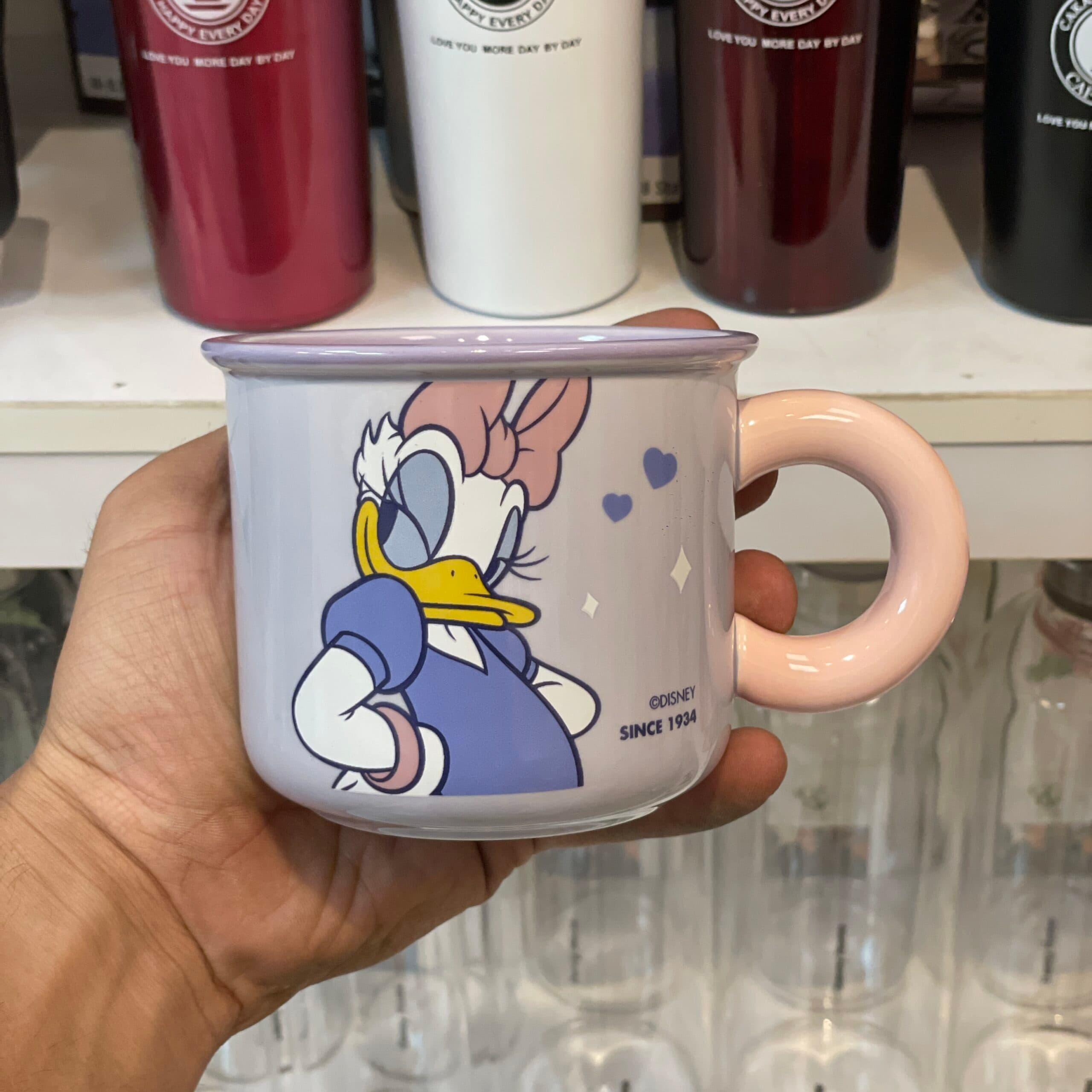 ماگ سرامیکی دیزنی مدل دیزی داک (Daisy Duck) وارداتی — تصویر ۲