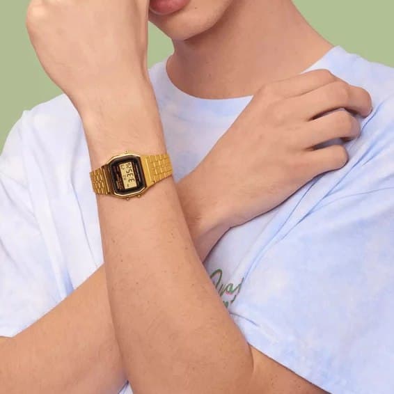 ساعت طلایی نوستالژی Casio ( زنانه) — تصویر ۲
