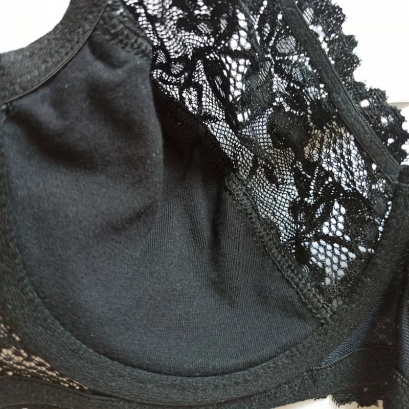 ست شورت و سوتین زنانه طرفه مدل گیپور فنردار کد 042 — تصویر ۲