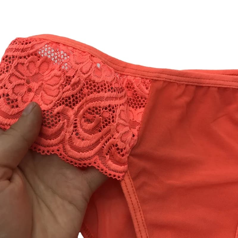 ست شورت و سوتین زنانه مدل دانتل گوشواره‌ای هارنس ضربدری — تصویر ۴