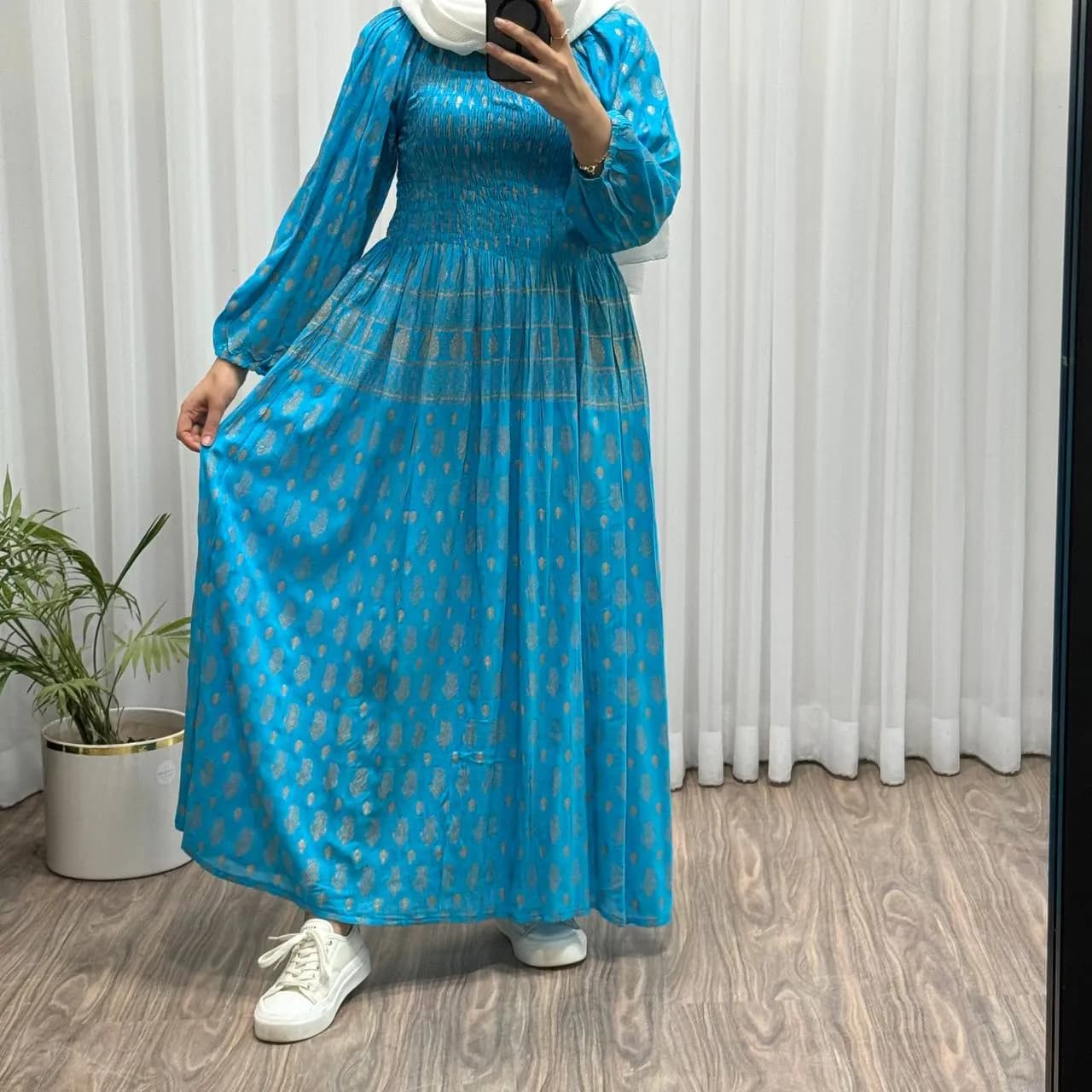 پیراهن کریشه هندی آستین دار فری سایز تا 52 زنانه چهارفصل شیک و راحت بدون آبرفت و رنگ رفت کمربنددار — تصویر ۲