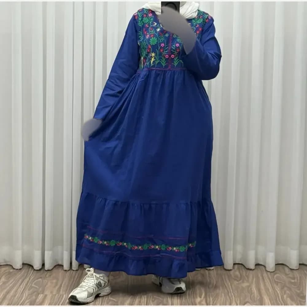 پیراهن نخی زنانه فری سایز تا 46 گلدوزی شده شیک و راحت کمربند دار چهارفصل — تصویر ۱۰