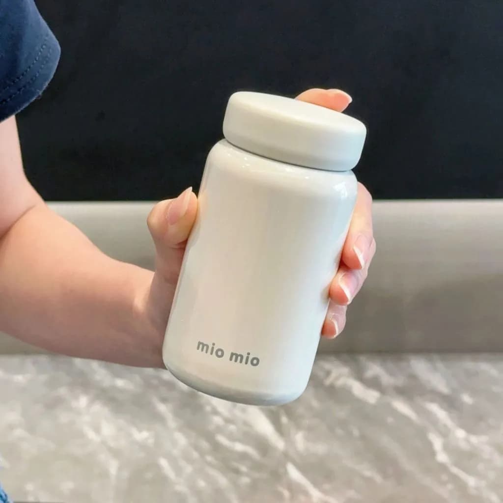 مینی فلاسک شاین دار برند mio mio پاستیلی 200ml — تصویر ۵