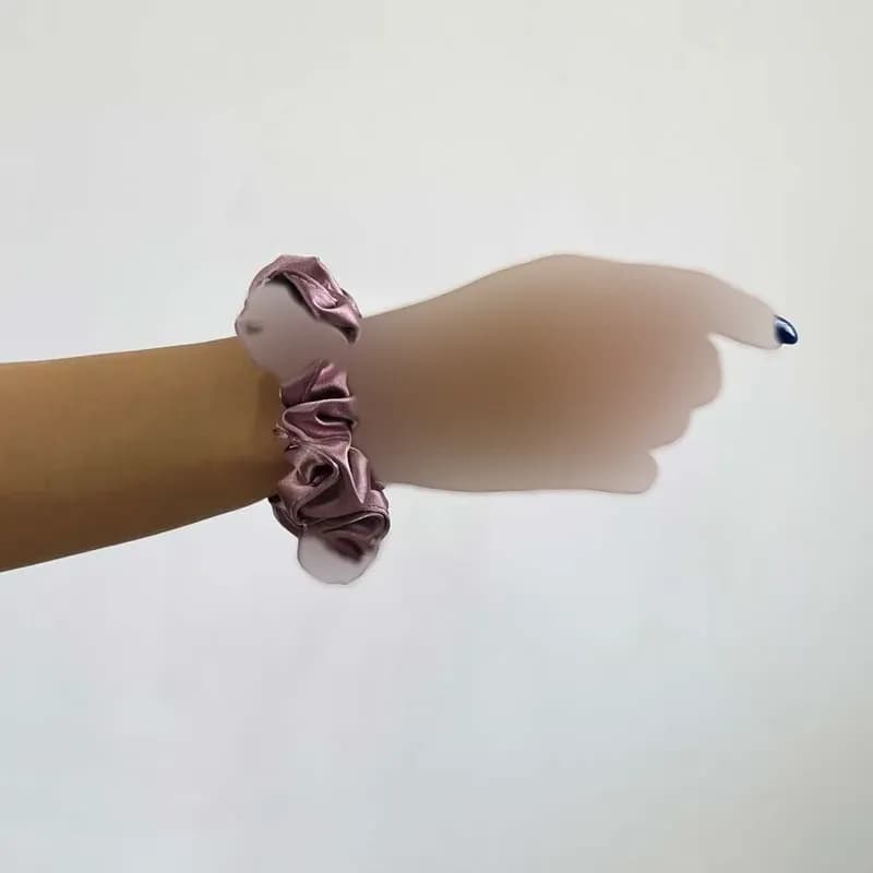 کش موی زنانه اسکرانچی ساتن — تصویر ۷