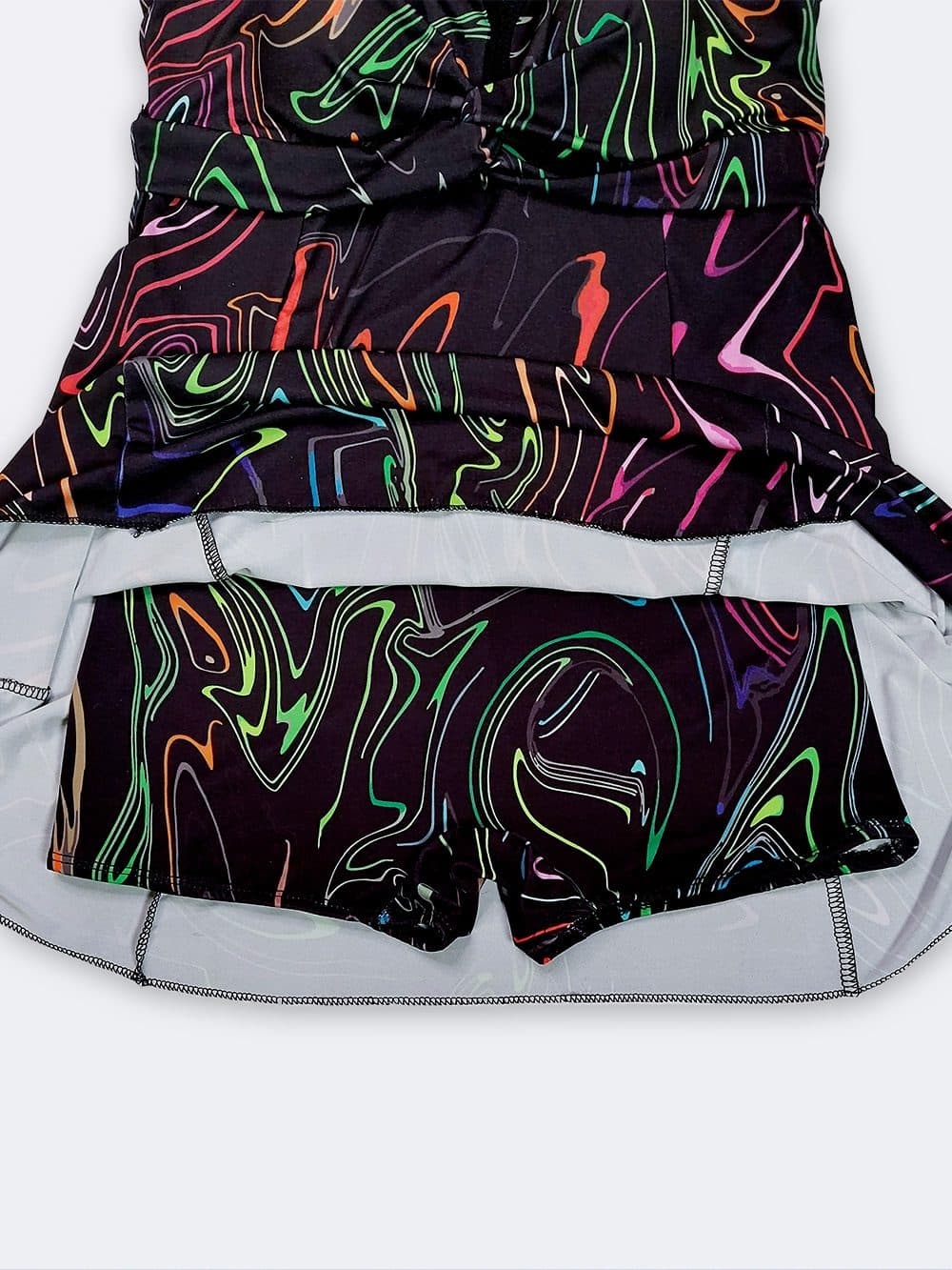مایو دامنی کاپدار زنانه مشکی رنگ اسپیدو ( Speedo ) بصورت شلوارکی پادار ضد کلر — تصویر ۸