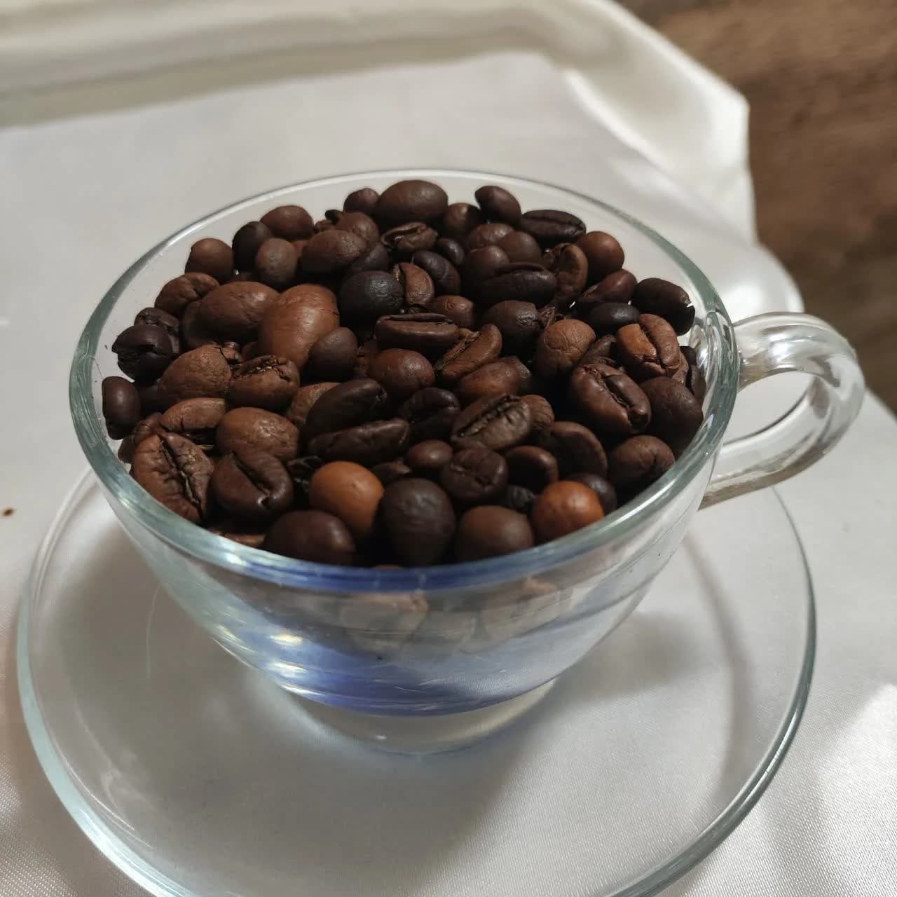 دانه قهوه 100روبوستا فله ای ( 1کیلوگرم )