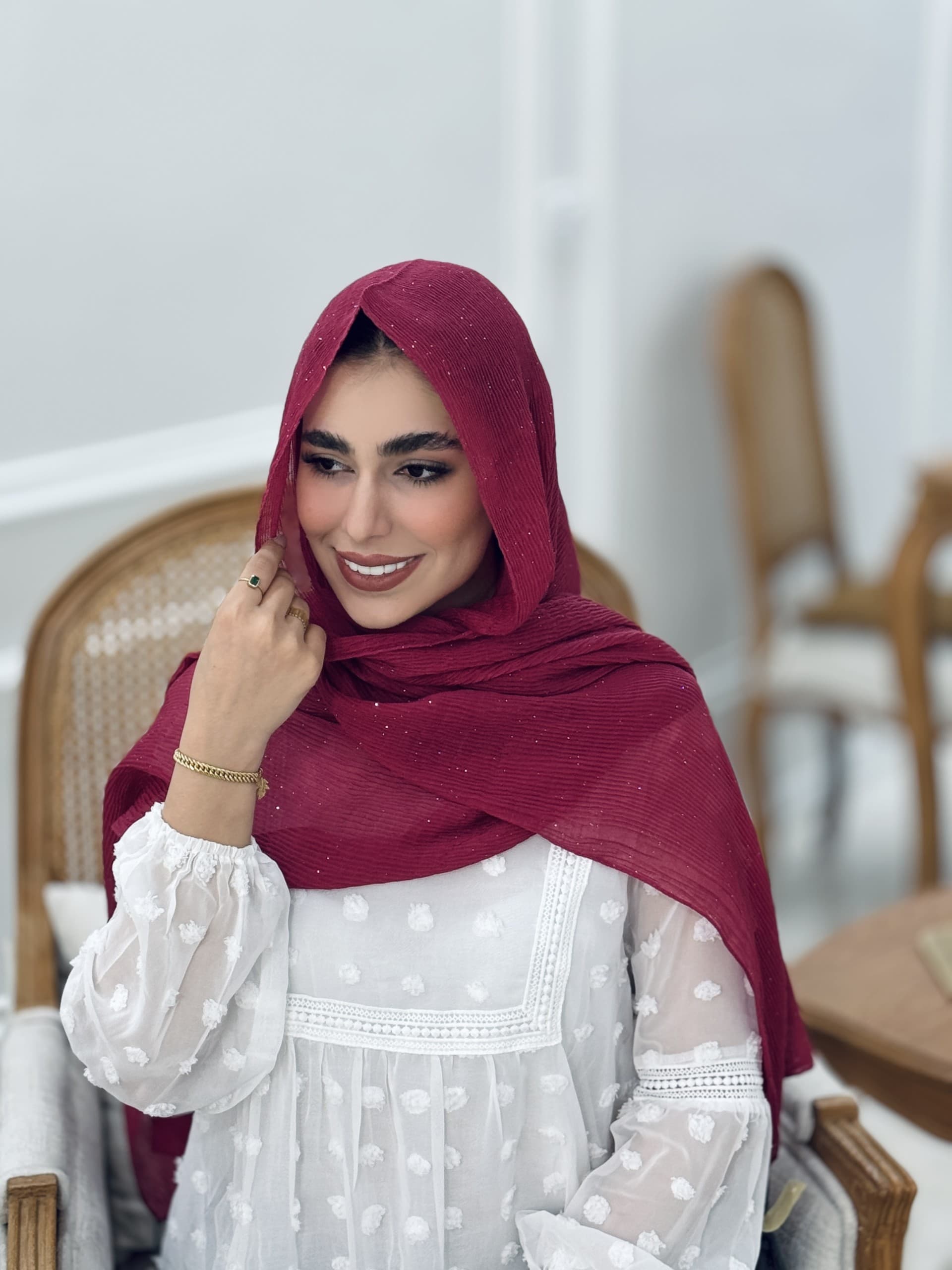 شال زنانه پلیسه شاین دار