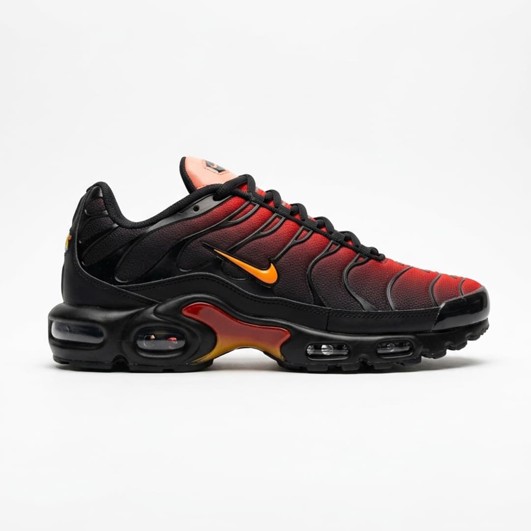 کفش کتونی نایک تی ان ایرمکس پلاس مشکی قرمز آتشین Nike TN Air Max Plus