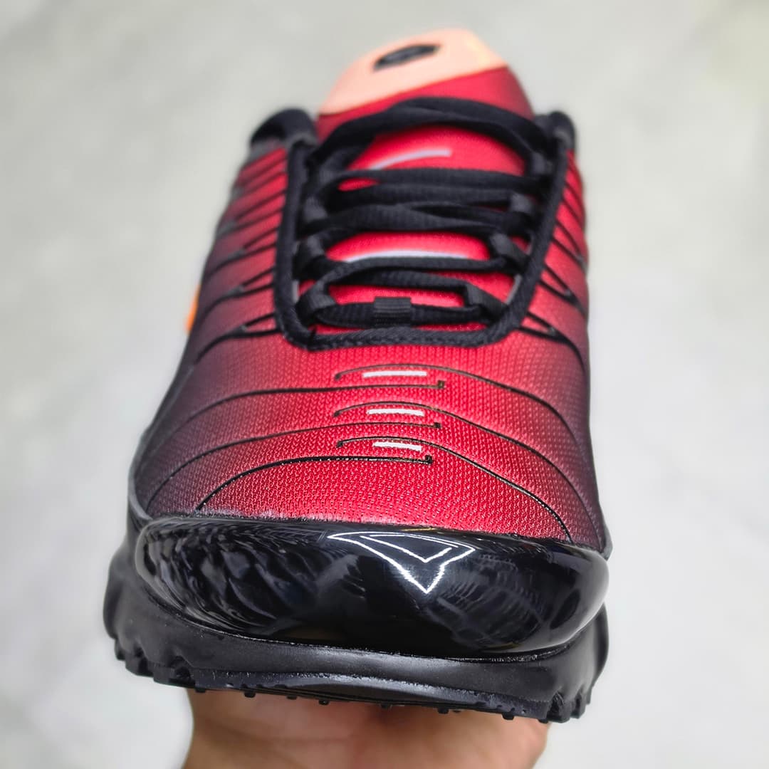 کفش کتونی نایک تی ان ایرمکس پلاس مشکی قرمز آتشین Nike TN Air Max Plus — تصویر ۶