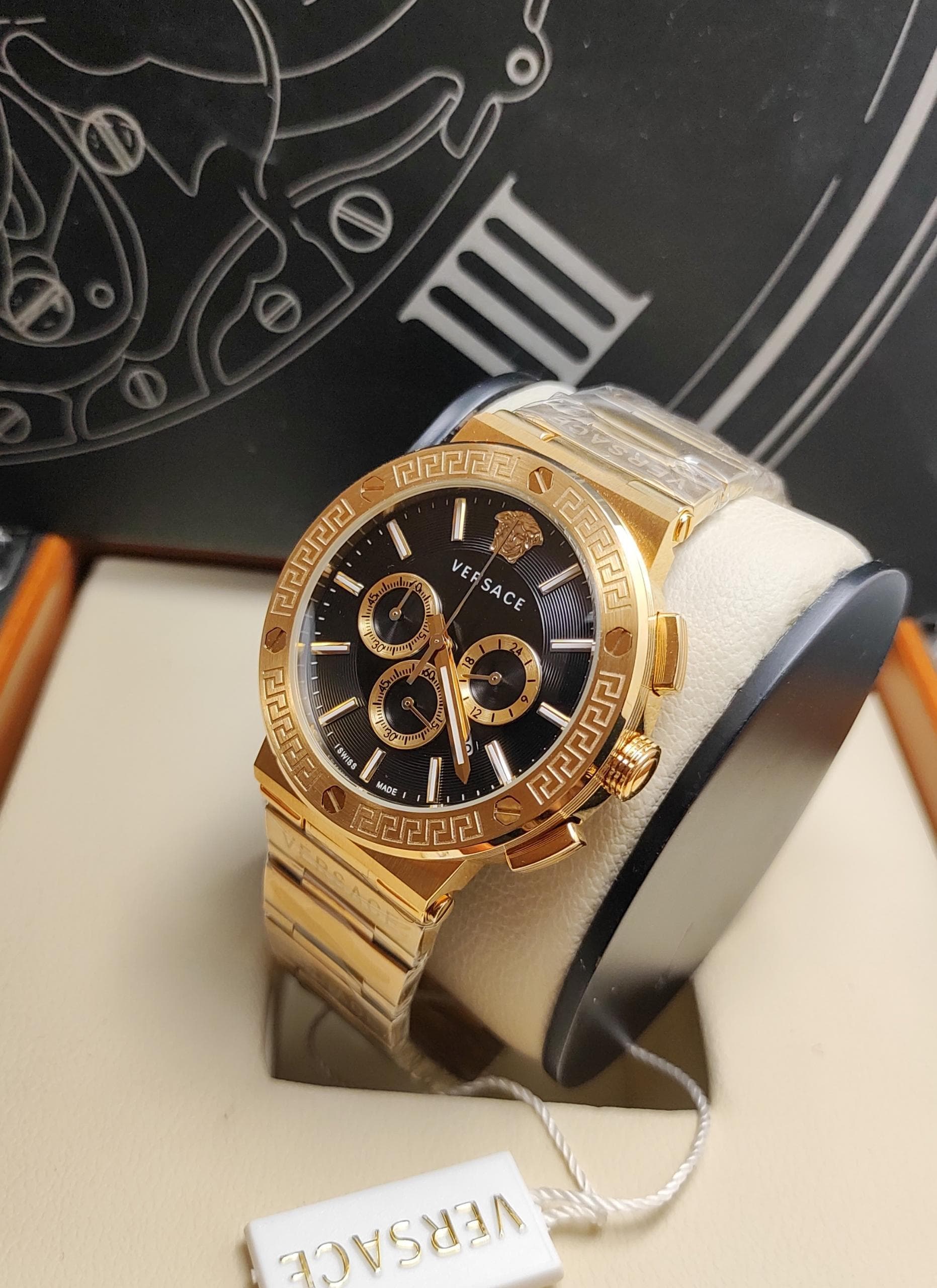 ساعت مردانه ورساچه کرنوگراف Versace — تصویر ۲