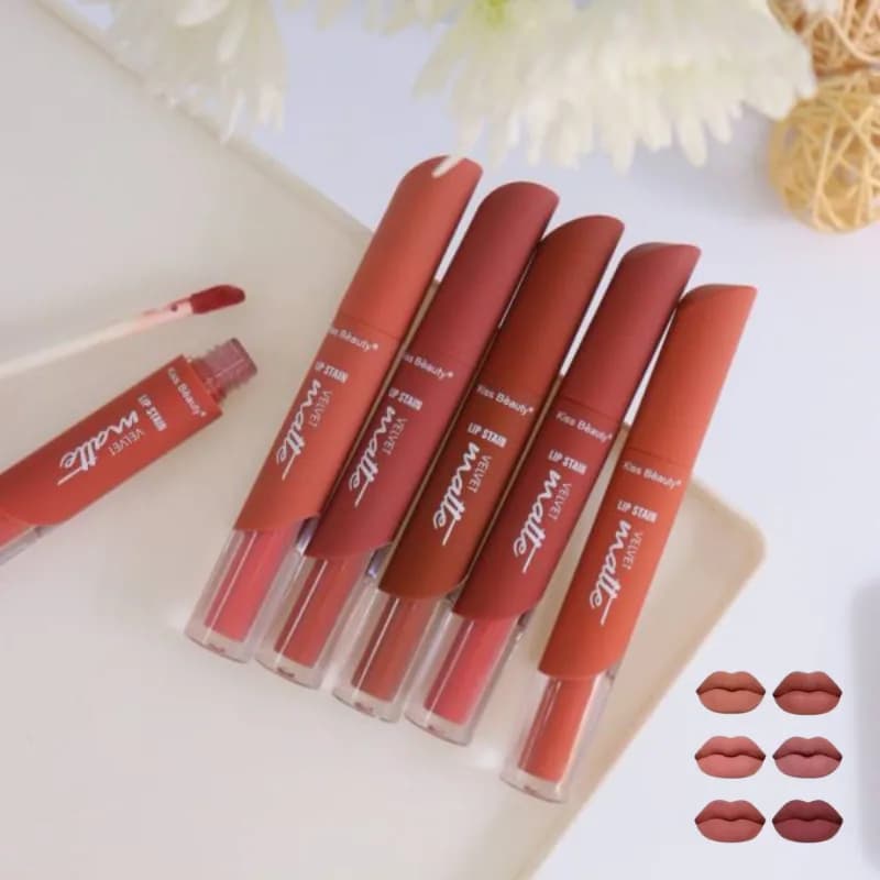رژ لب مایع مات کاریته مدل Kiss Beauty Velvet Matte — تصویر ۴