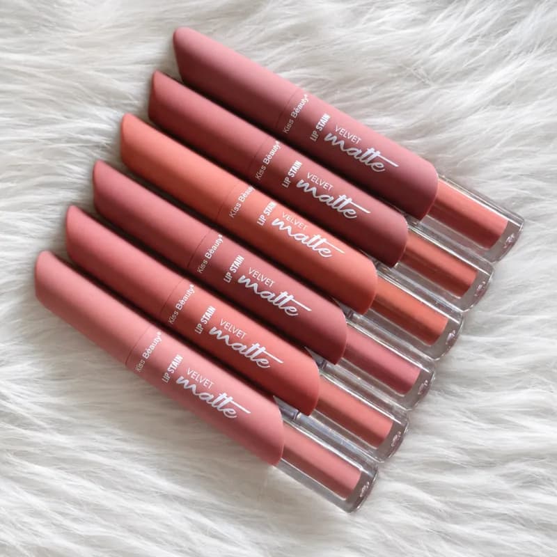رژ لب مایع مات کاریته مدل Kiss Beauty Velvet Matte — تصویر ۲