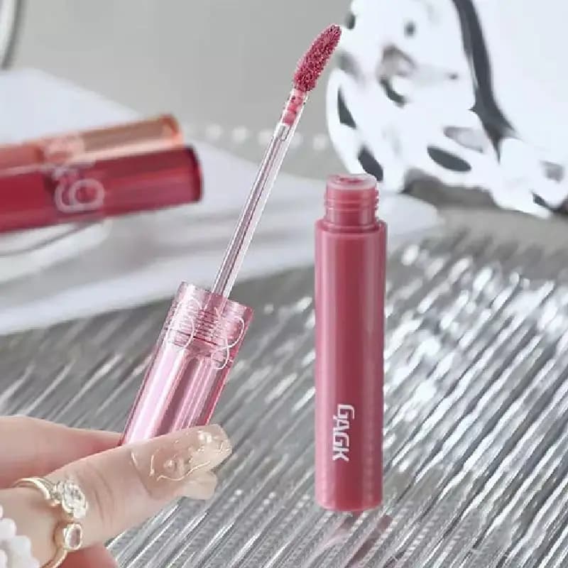 رژ لب مایع خیس گک کد G742 — تصویر ۴