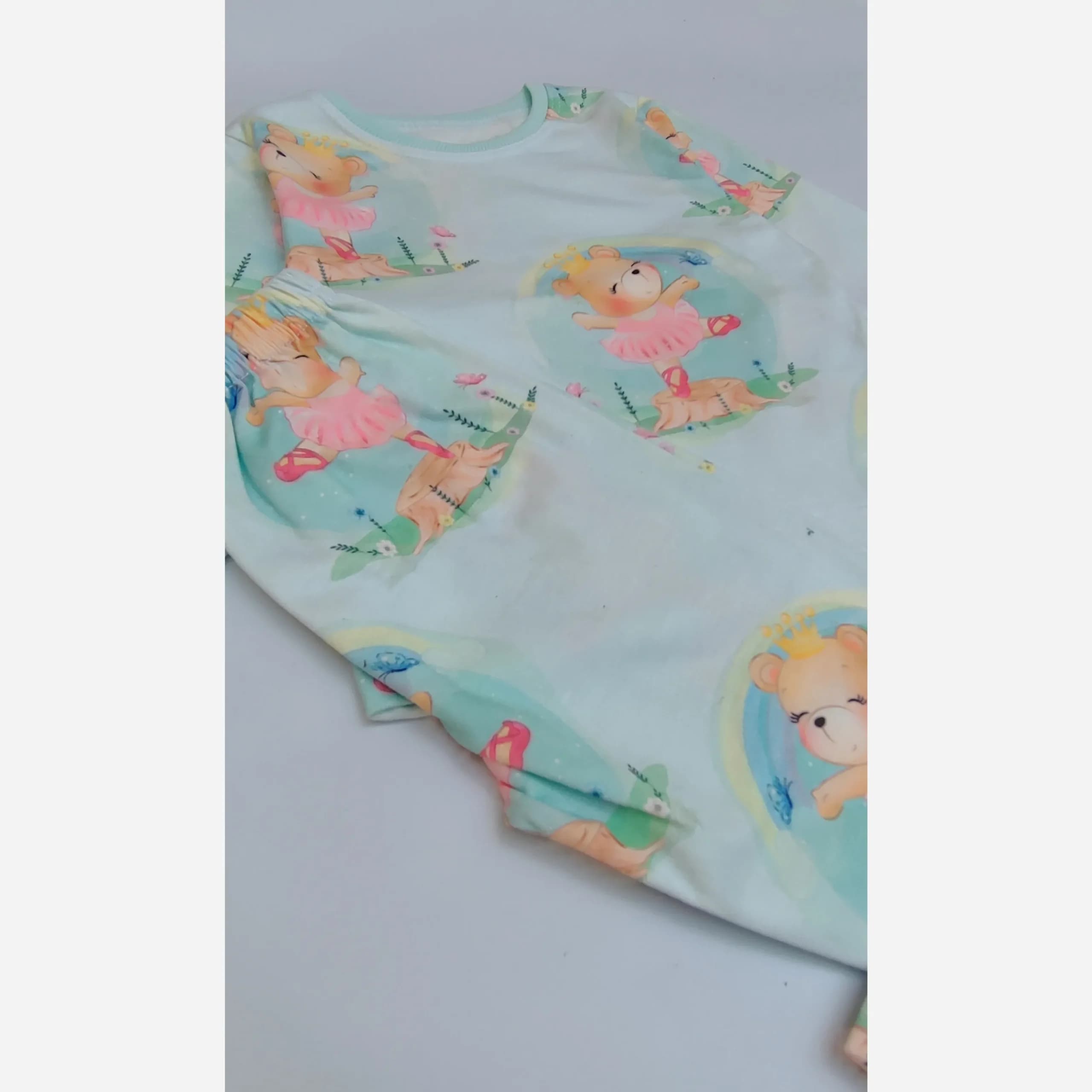 ست بلوز و شلوار راحتی دخترانه طرح زمستانی اسپرت سایز 35 تا 50 — تصویر ۵