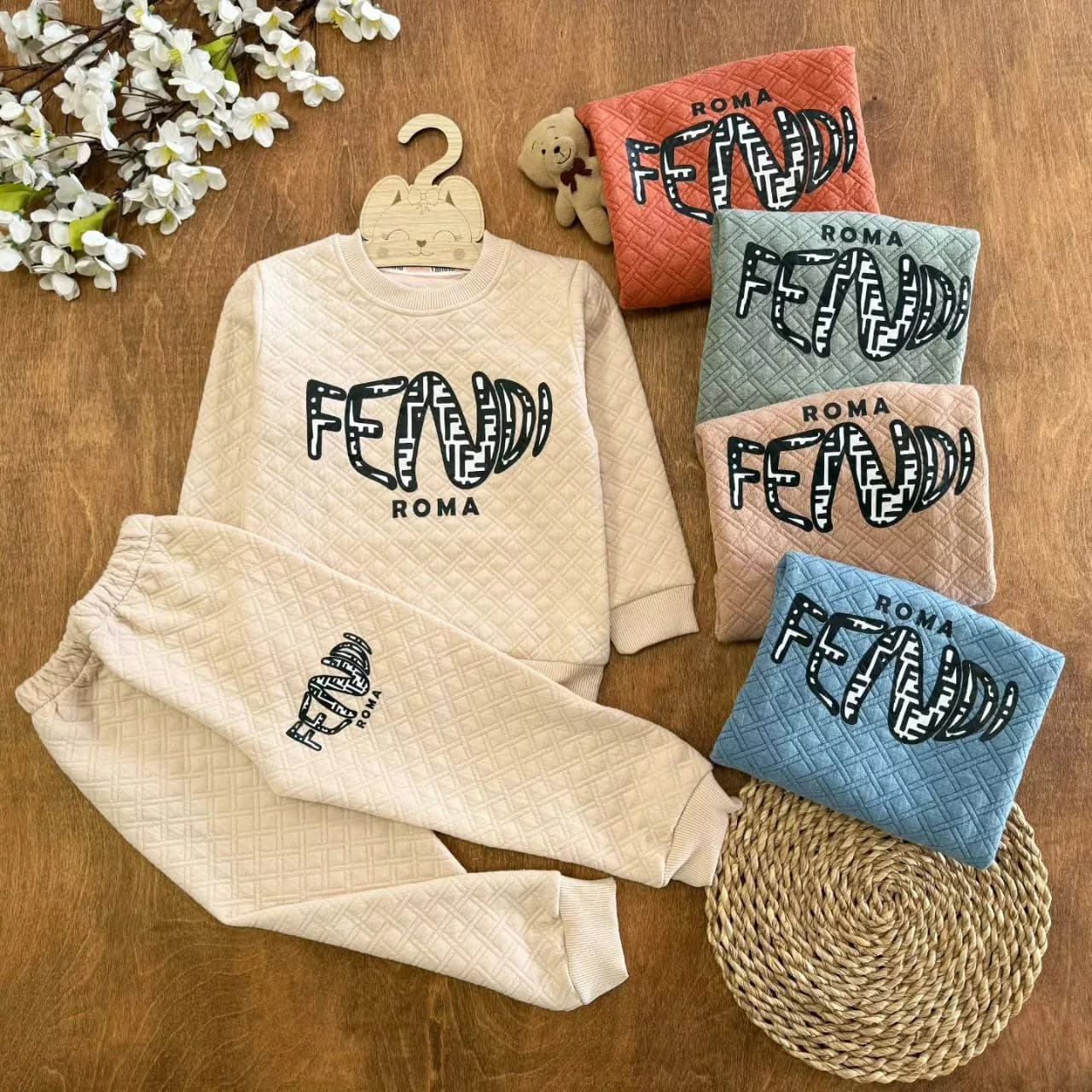 بلوز شلوار ژاکارد Fendi سایز ۴۰،۴۵ کد ۵۵۷۹