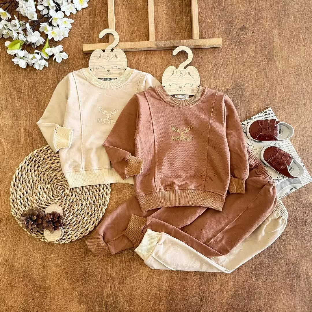 بلوز شلوار گوزن گلدوزی ns سایز ۳۵ تا ۴۵ کد ۵۴۳۸